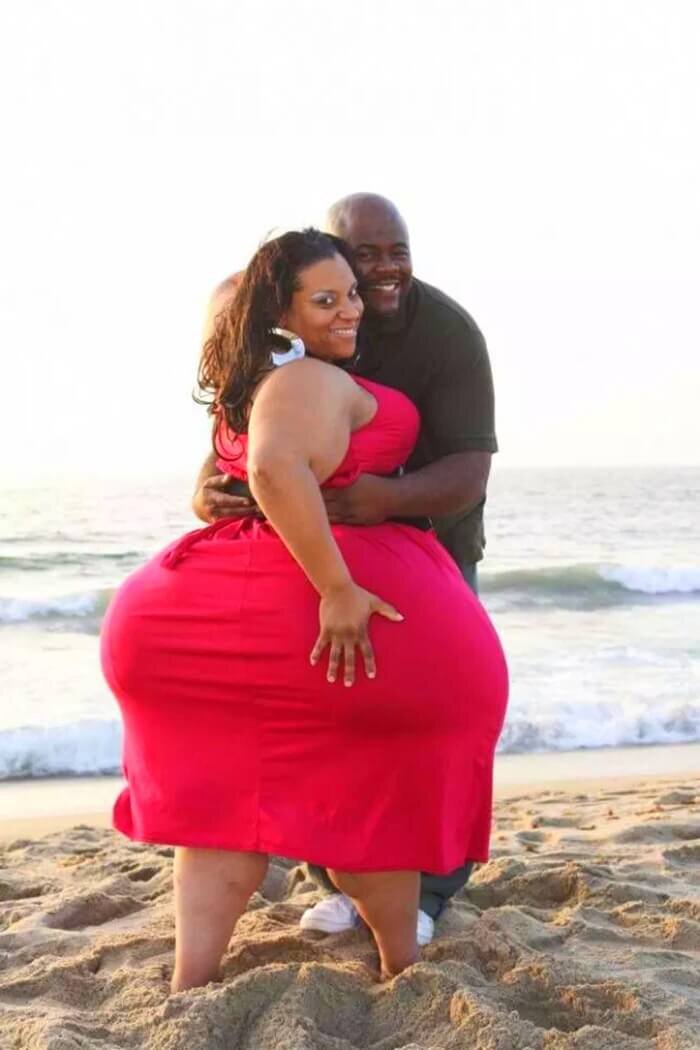 большая жопа мамки Почему у мамы попа большая, а трусы маленькие. А у папы попа ...