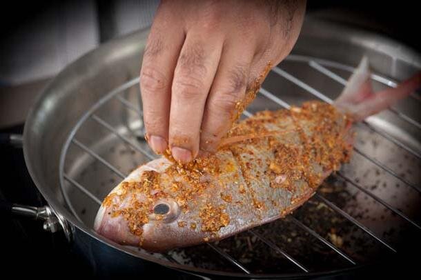 Как замариновать толстолобика (вкусный рецепт маринованной рыбы)