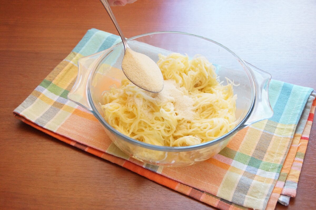 Картофельные колбаски. Вы только попробуйте.