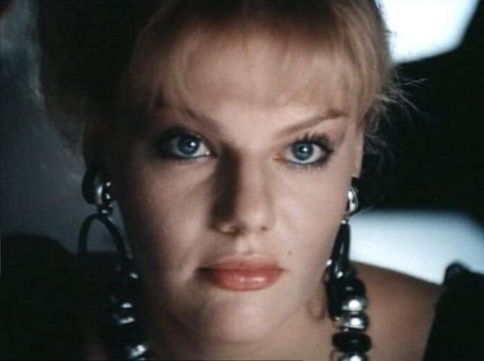 Кадр из фильма "Криминальный талант" 1988 год