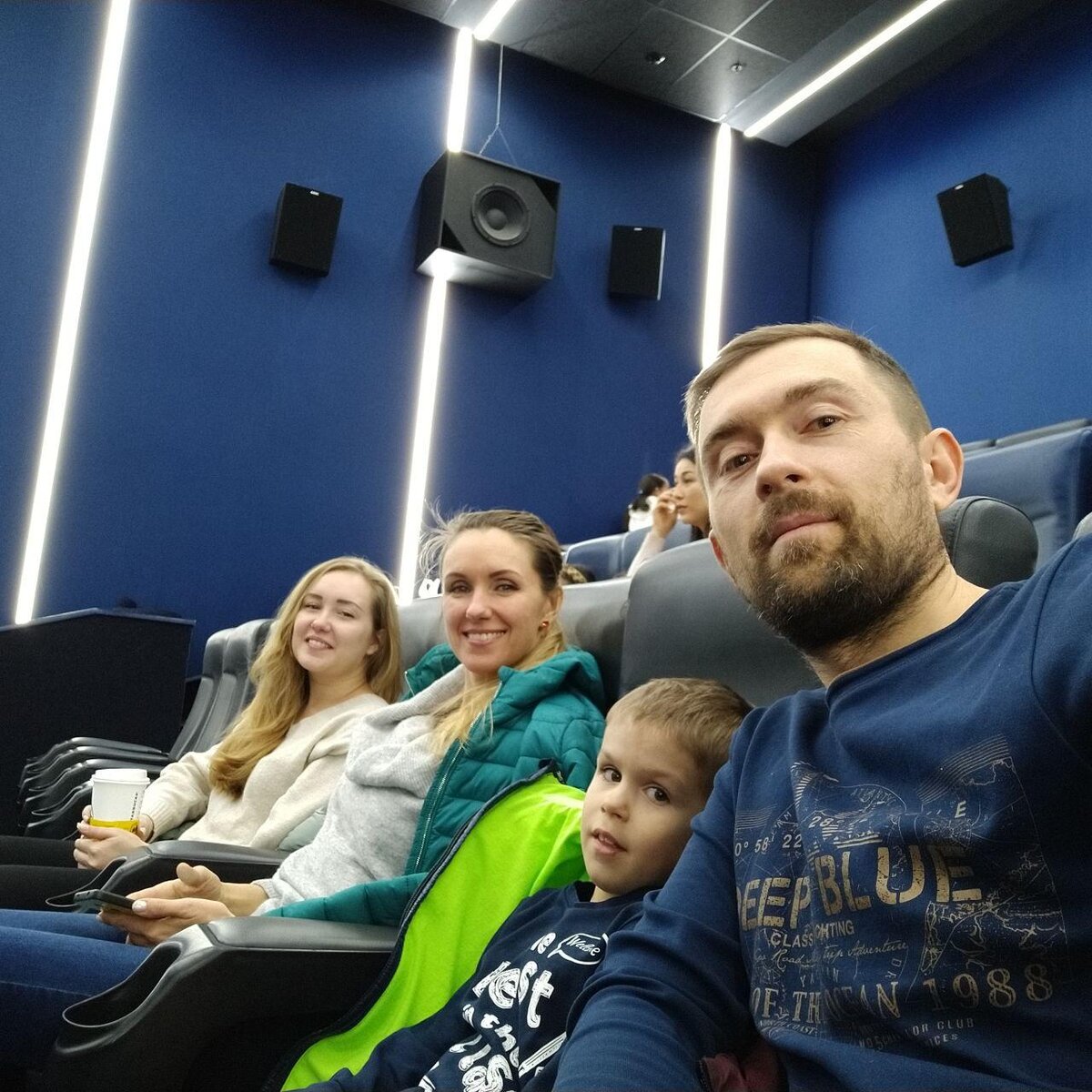 в кинозале "Cinemax"