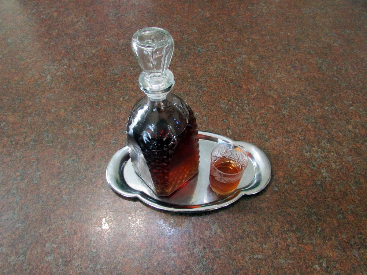 Настойка апельсиновая с вишней. Фото Самогон Саныча