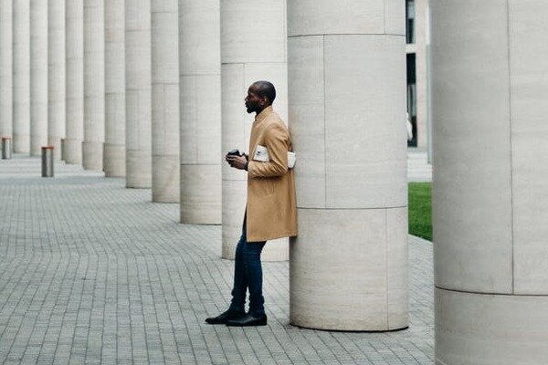 Для Льва очень важно, чтобы в отношениях именно он принимал какие-либо важные решения