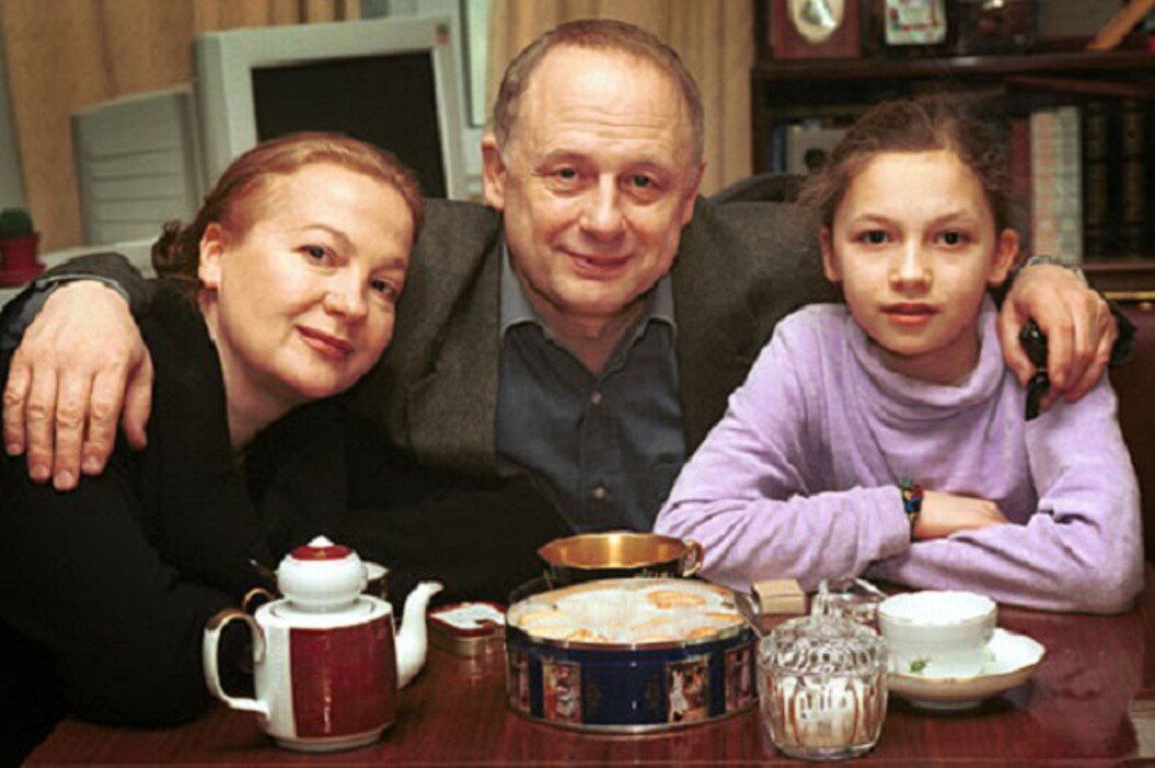 С женой Екатериной Марусяк и младшей дочерью Надей.