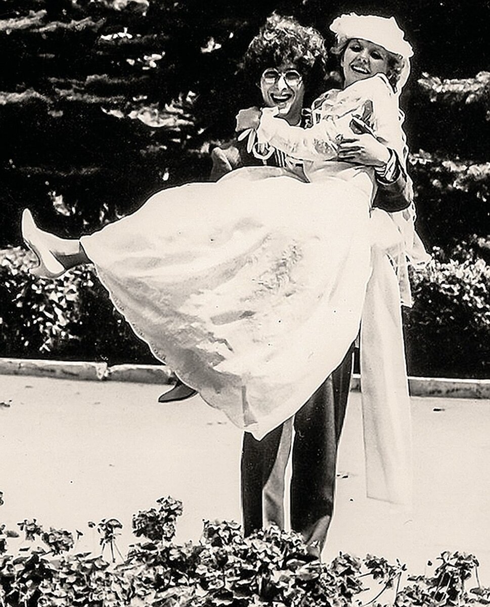 Валерия с первым мужем Леонидом Ярошевским