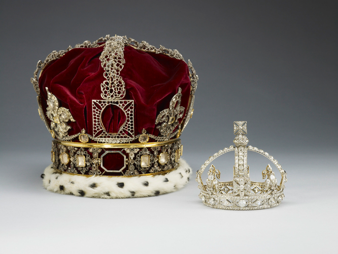 Самая маленькая корона британской монархии