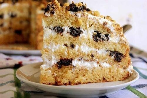 бисквитный медовик