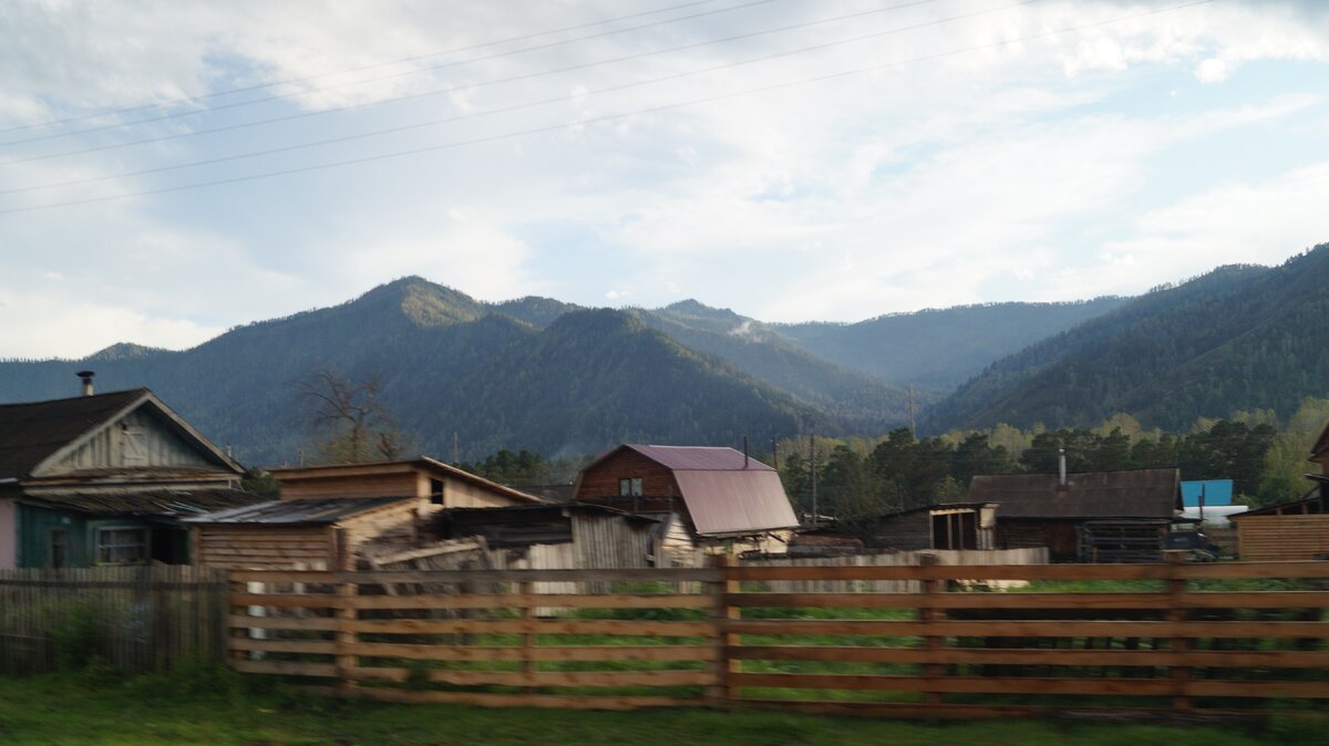 Деревни по пути в Чемал