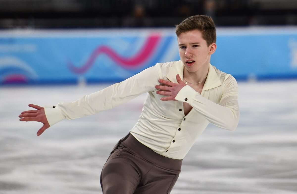 Андрей Мозалев фигурист 2022