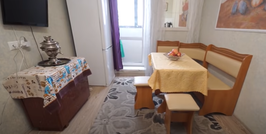 Так кухня выглядела до перевоплощения