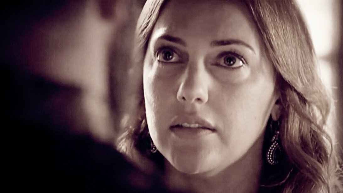 Скрин в обработке автора. Хюррем настаивает на своей позиции...