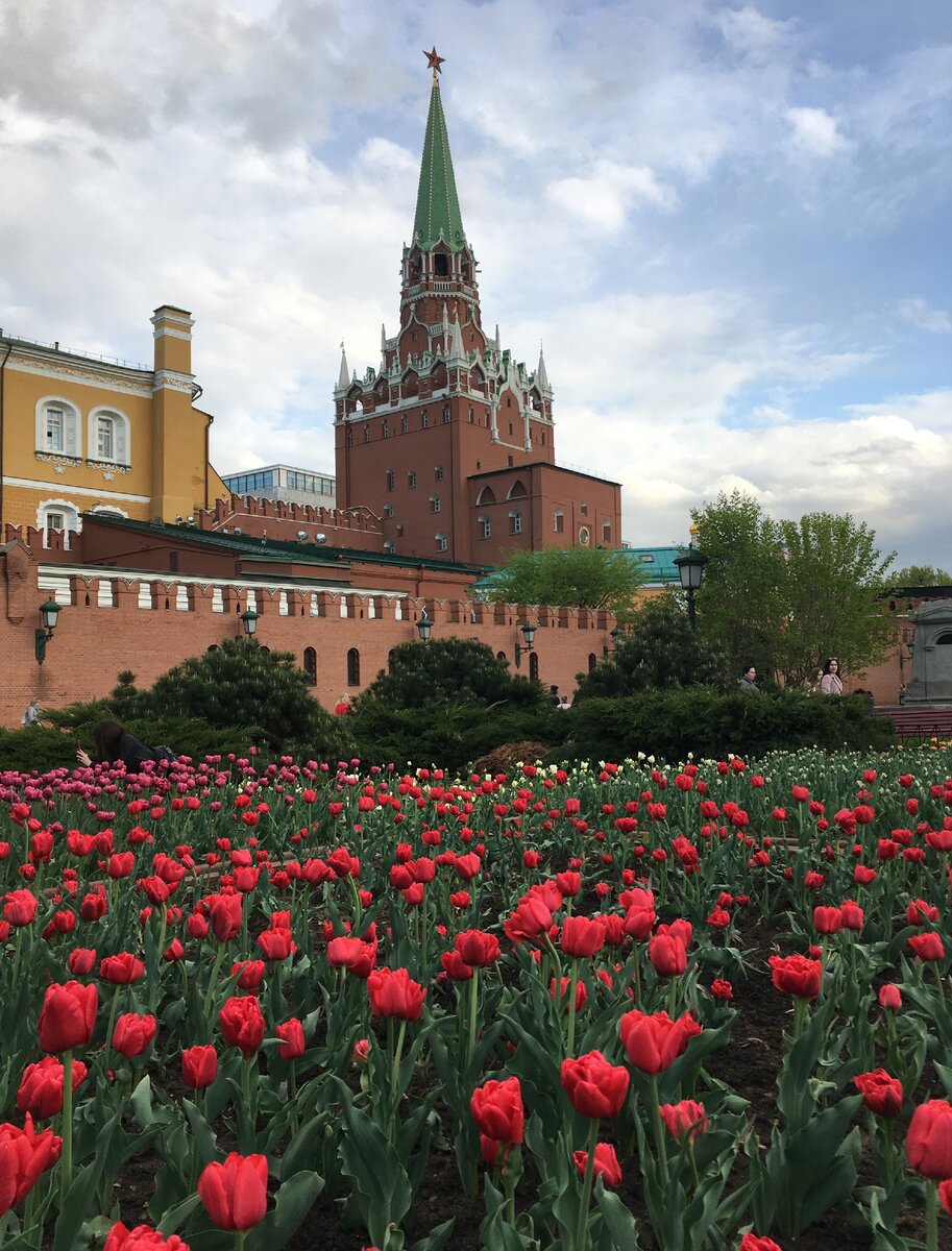 троицкая башня в кремле