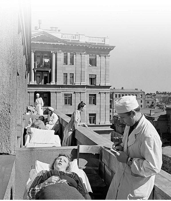 а вот так воздушные ванны принимали в СССР