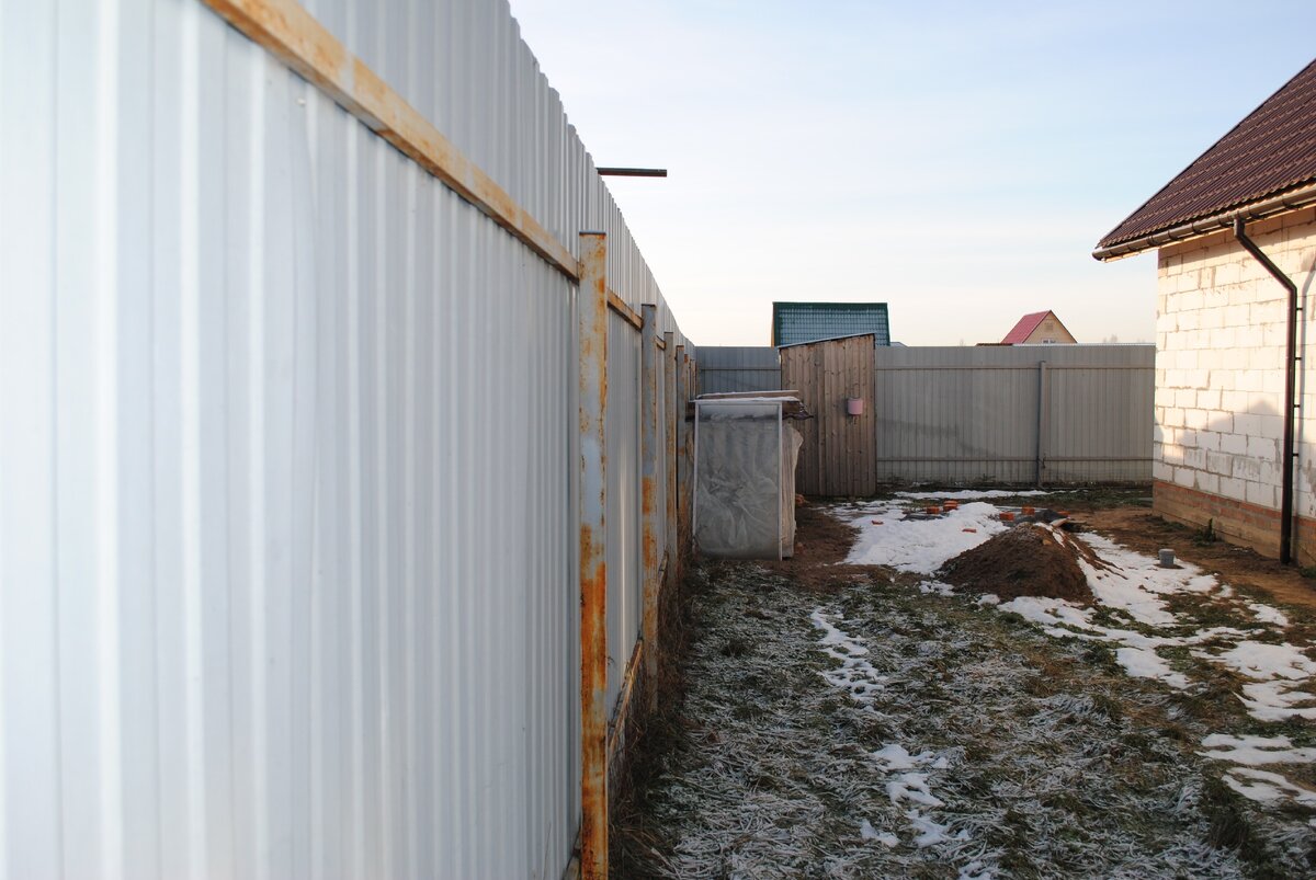 Забор сегодня.