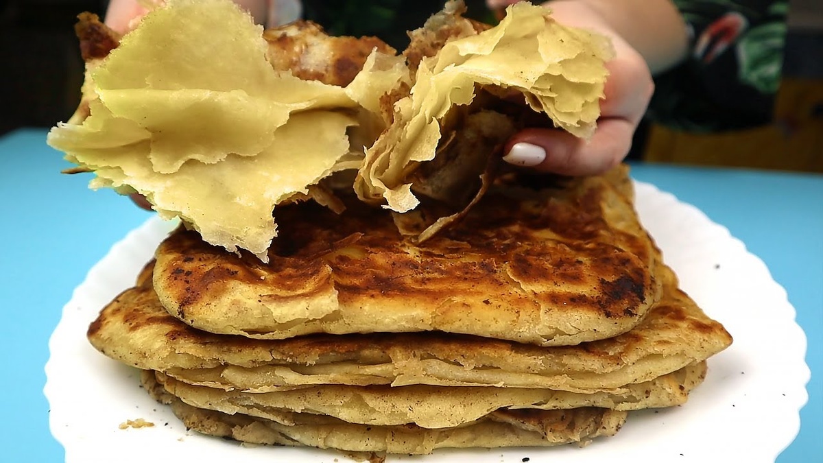                                                                     Готовые слоеные лепешки