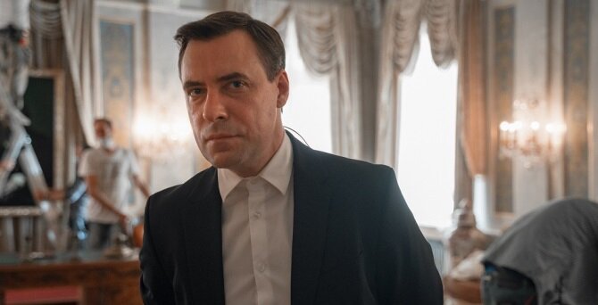 Евгений Цыганов в роли Чичикова в сериале «Мертвые души». 2020 год. Фото: www.vokrug.tv