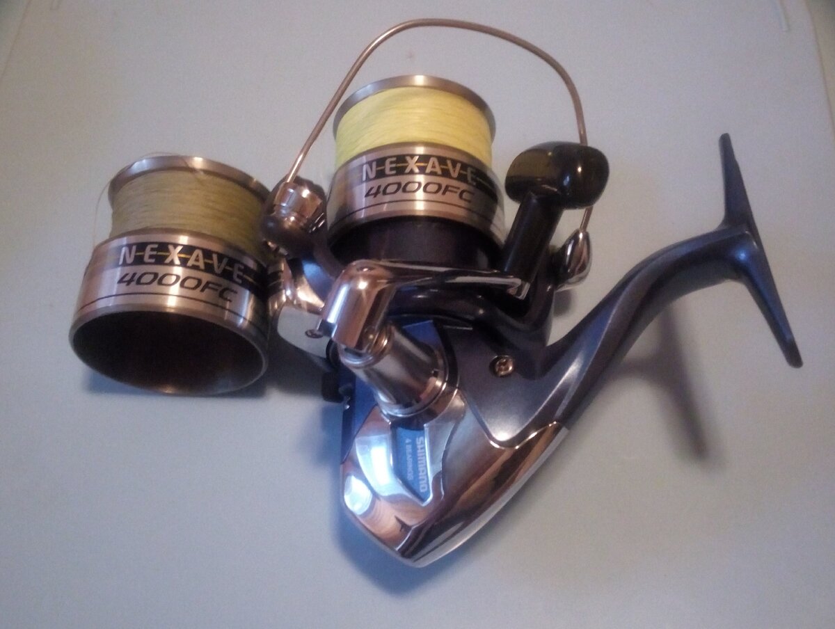 Катушка. SHIMANO NEXAVE 4000 FC.