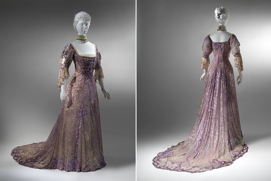 Полутраурное вечернее платье Александры Датской, супруги Эдуарда VII, ок. 1902. (с) Из коллекции музея Метрополитен (Нью-Йорк)