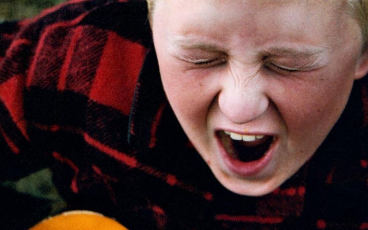 Кадр из фильма "Гитара-монголоид", 2004 г.