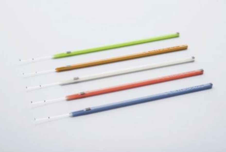 Так выглядят криотопы - "пробирки" для заморозки эмбрионов