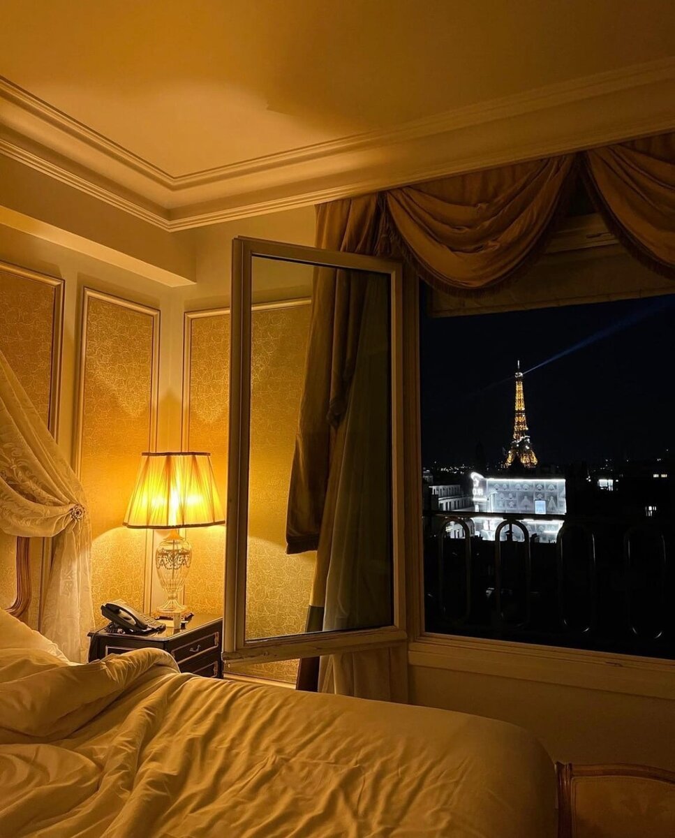     10 книг, действие которых разворачивается в разных городах Европы