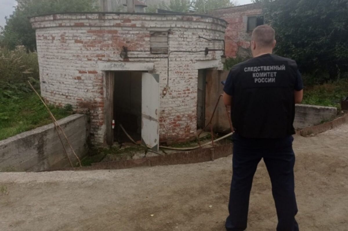   На Урале двое рабочих отравились на очистных сооружениях и погибли