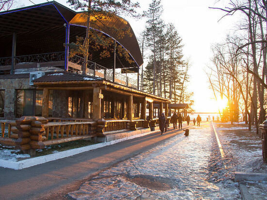     Куда сходить и где отметить Новый год 2023 в Хабаровске / Ольга Григорьева