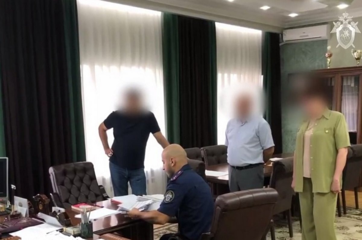    Мэра Лермонтова обвиняют в незаконном перечислении более 37 млн рублей