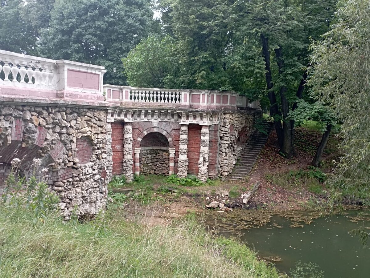 Тот самый грот, который нужно "оживить"