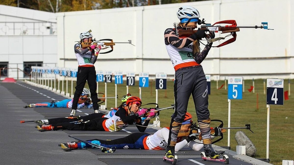     В областной столице с 16 по 19 сентября пройдет чемпионат страны по летнему биатлону. 150 спортсменов приедут в «Жемчужину Сибири», они будут представлять 20 субъектов РФ.