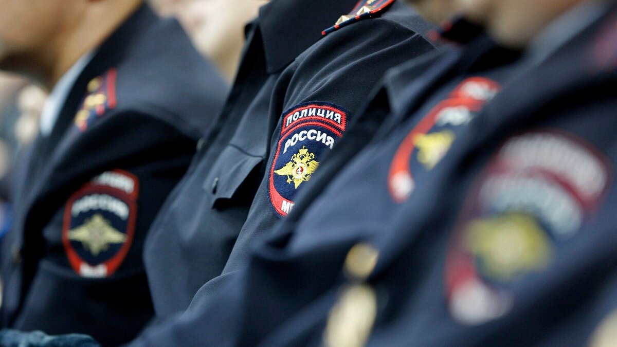    В Курске трое полицейских идут под суд за получение взятки в крупном размере