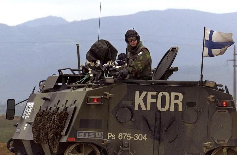 Kfor что это. KFOR В Югославии. KFOR Россия. НАТО KFOR. SFOR И KFOR.