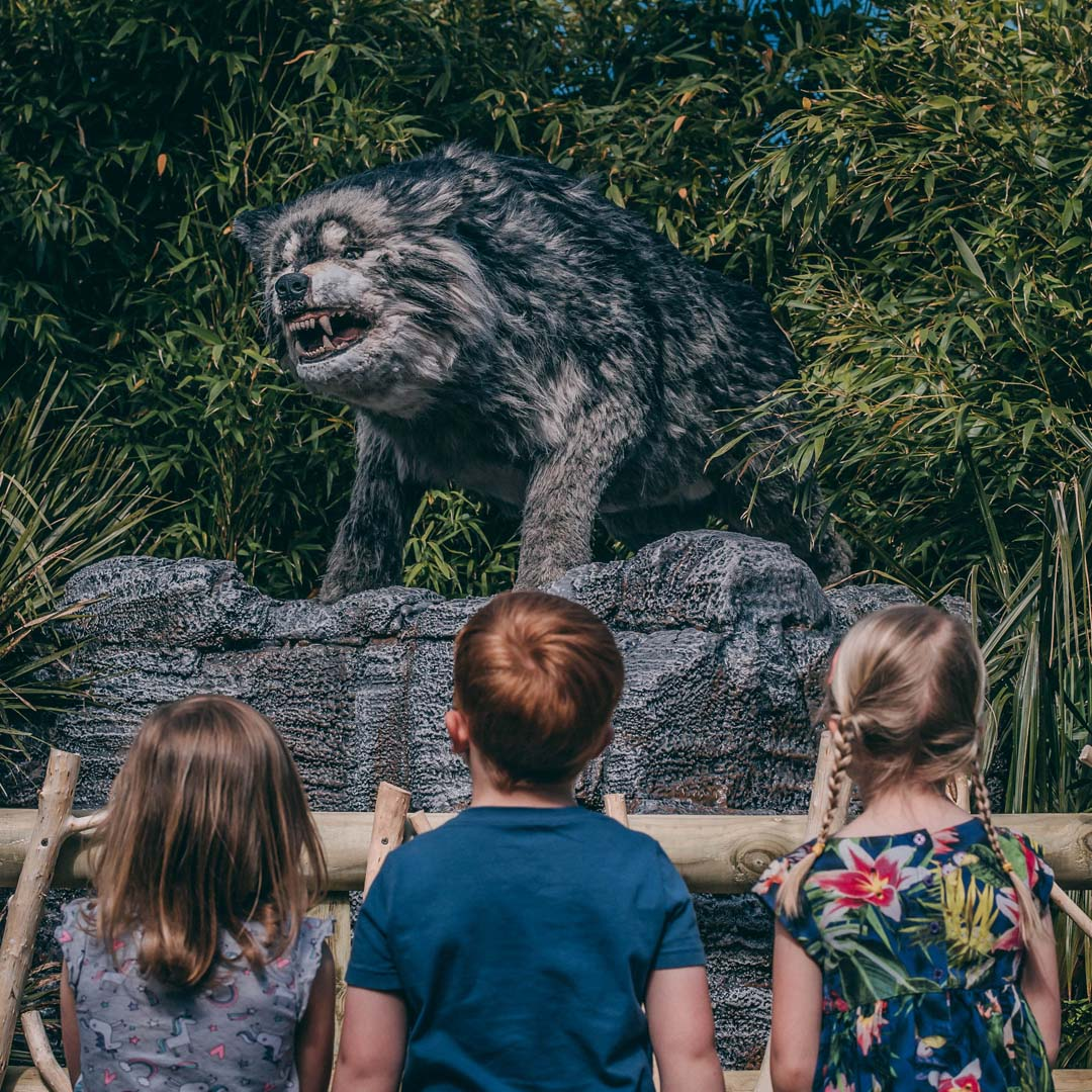 Аниматроники в зоопарке Великобритании 
