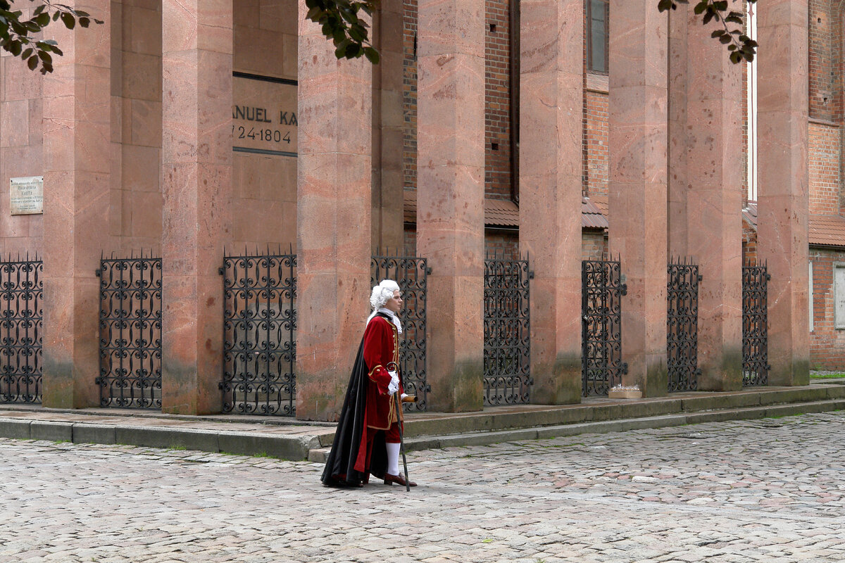 Могила Иммануила Канта в Кафедральном соборе. Фото: Юрий Киселев