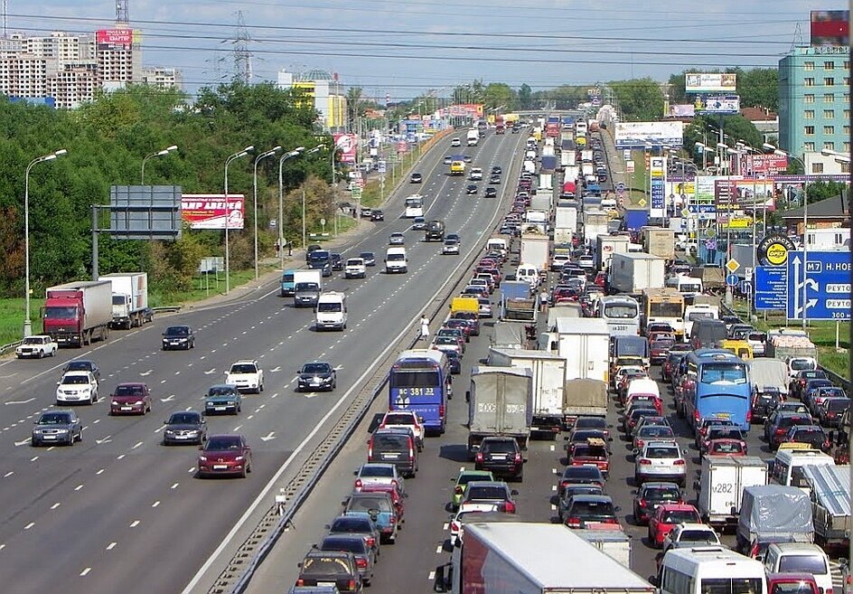 Пробка на Горьковском шоссе из Москвы