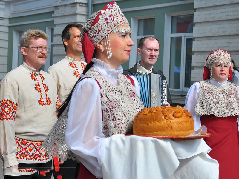 Русские обычаи , русские традиции