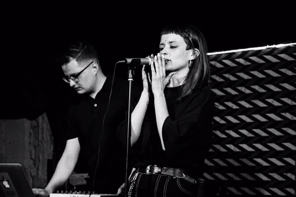 Гласность группа. Гласность в ссср. Гласность группа. Лозунг политики гласности. Объект насмешек обложки альбомов.