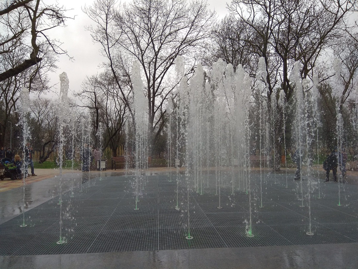 Фонтан в парке. Фото из личного архива