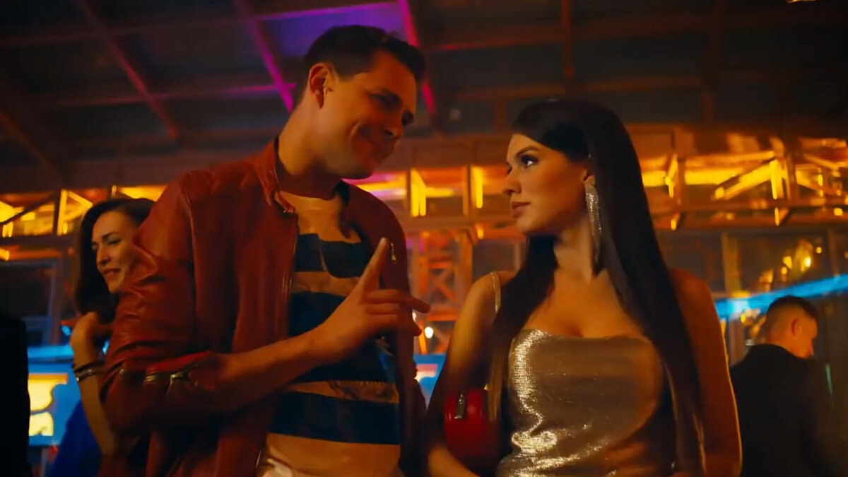 Первоначальный вид Гриши - зажравшегося безнаказанного кутилы