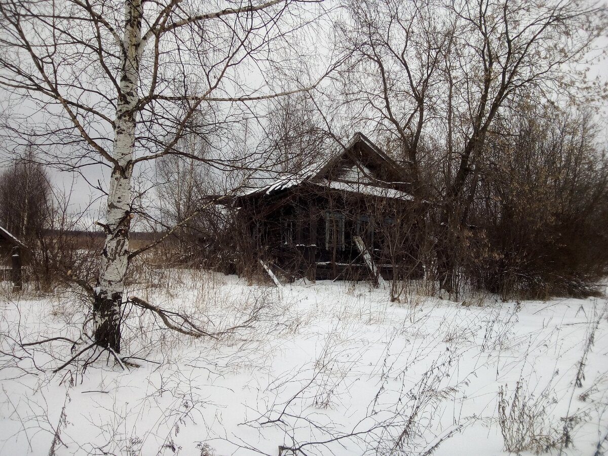 Вещи из СССР \ В заброшенной деревне