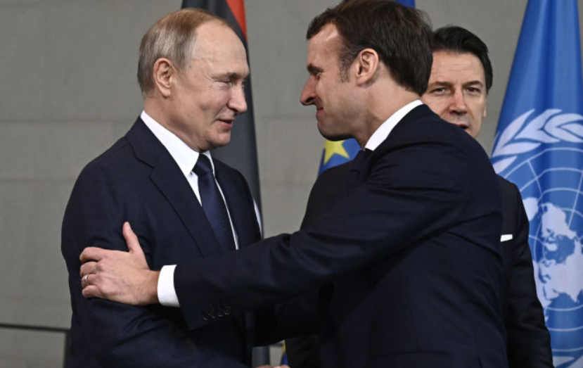 Встреча Эммануэля Макрона и В. В. Путина
