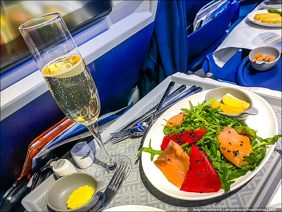 Аэрофлот питание. Aeroflot Comfort class питание. Аэрофлот бизнес еда. Еда в бизнес классе Аэрофлот. Бизнес класс Аэрофлот.