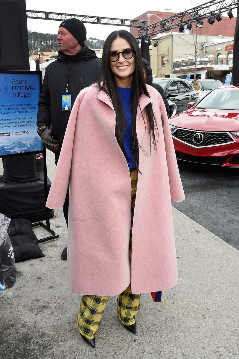 фото из интернета: Деми Мур