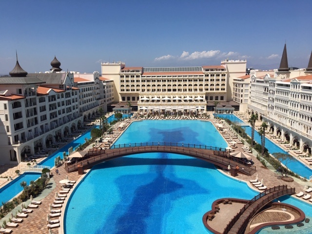 Это Мардан Палас. Тот самый. 