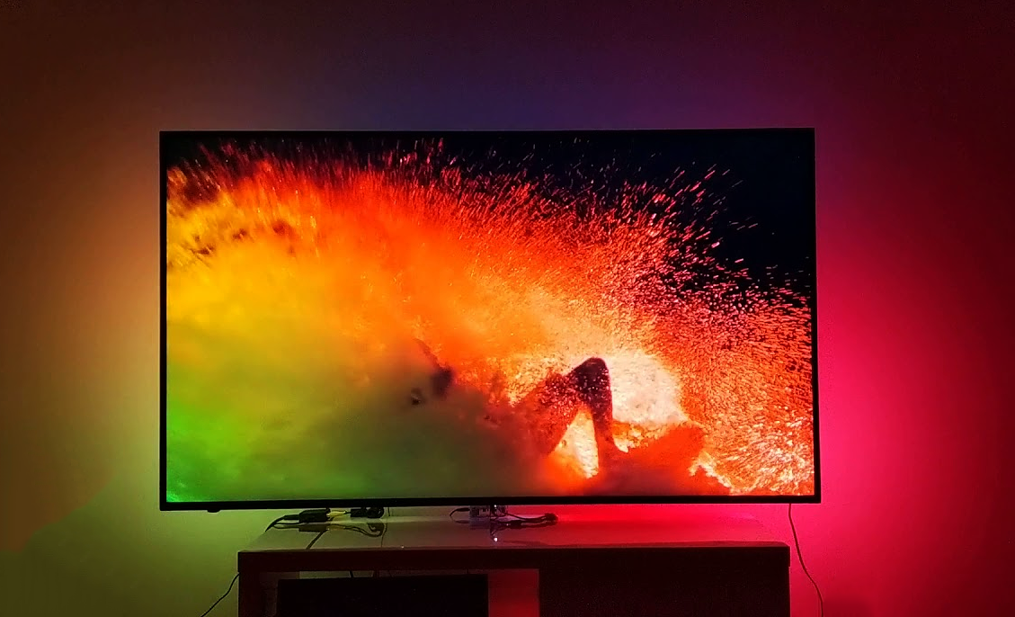 Philips с подсветкой ambilight. Филипс эмбилайт 55. Телевизор Philips Ambilight 55. Филипс подсветка Ambilight.