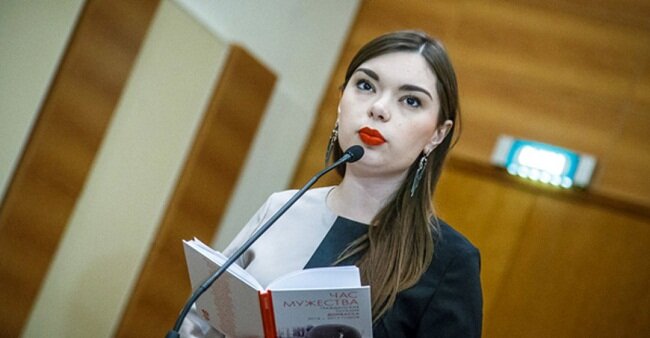 Анна Ревякина: представительница союза писателей ДНР в России