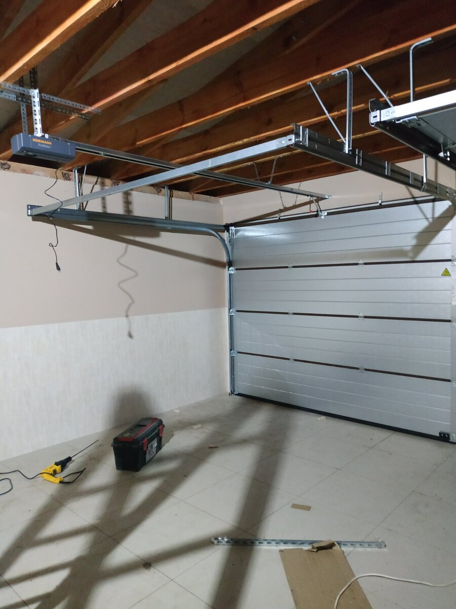 Ворота в гараж