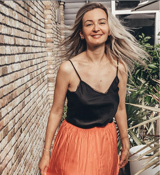 А вот и сама Виктория Хогланд / фото: https://www.instagram.com/p/CDqShMbATCV/