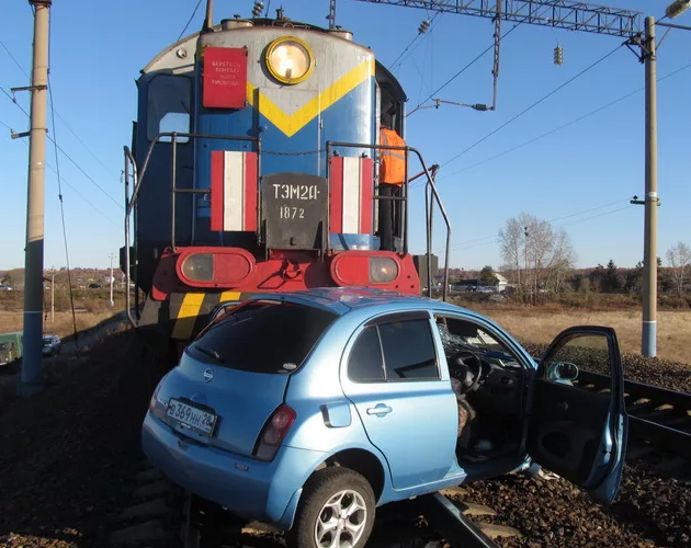 Авария на железнодорожных путях.