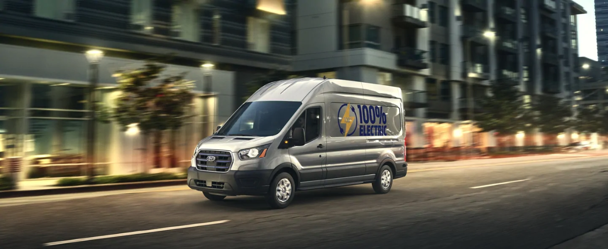 Ford представил электрическую версию модели Transit